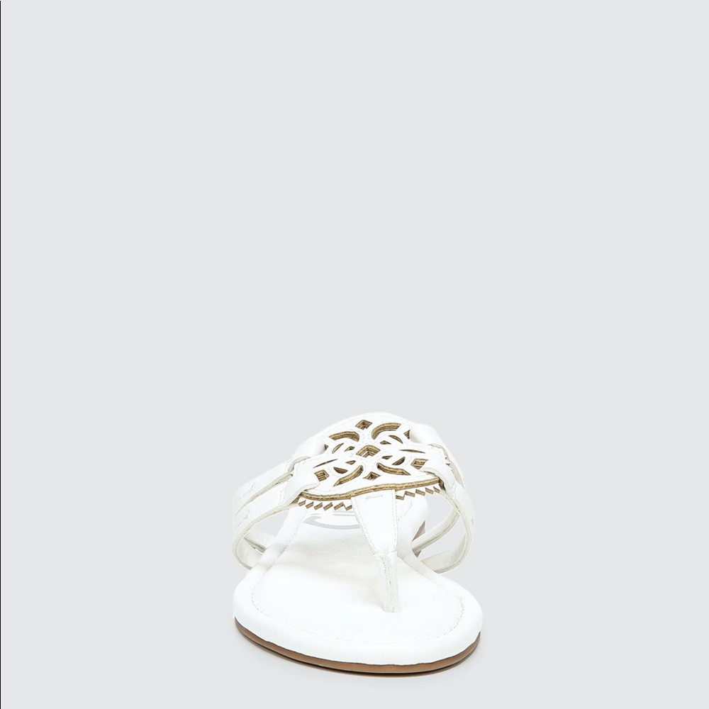 Circus by Sam Edelman White Canyon Thong Sandal - Picture 7 of 9